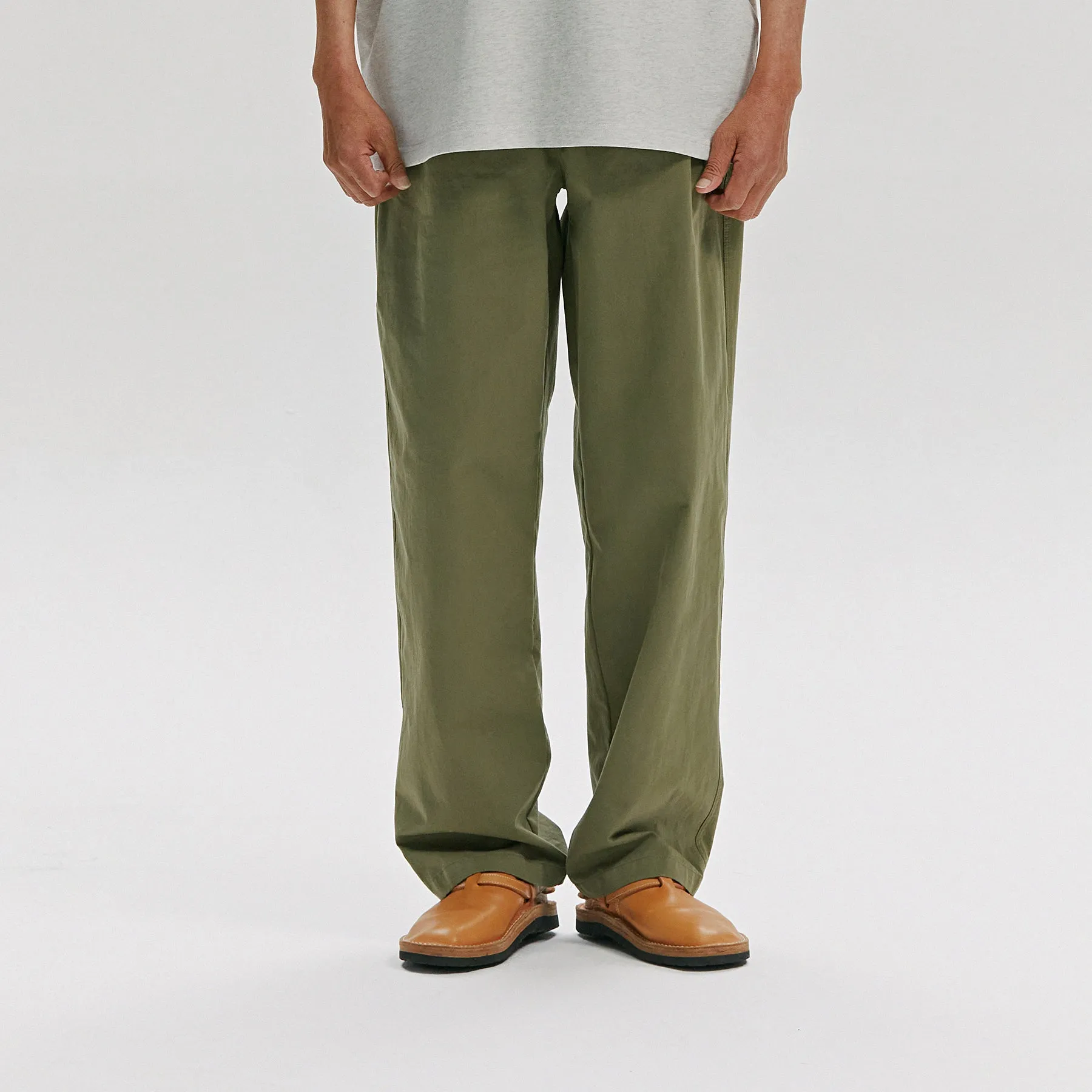 BANDING REGULAR EASY PANTS - OLIVE