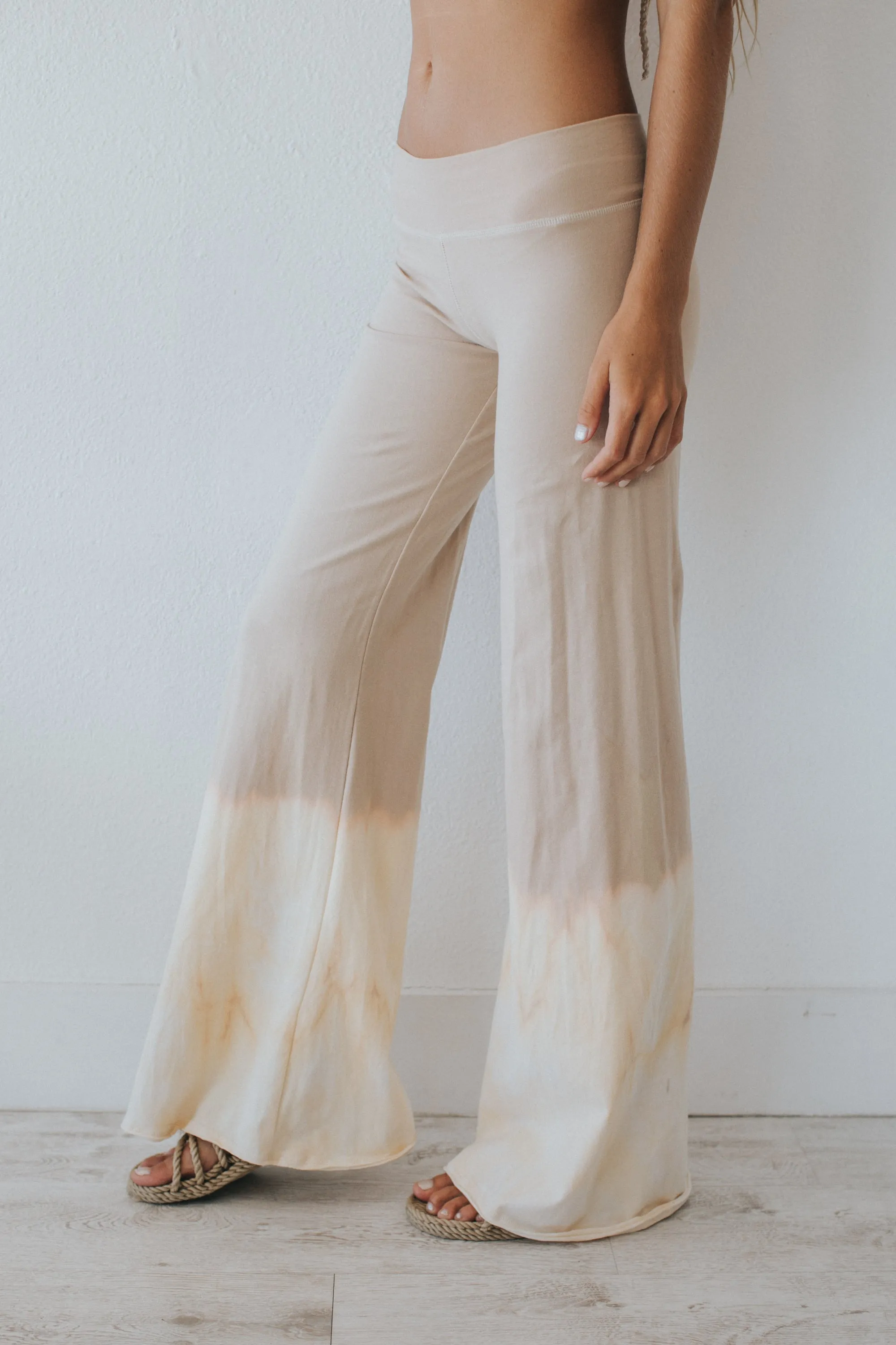 Easy Going Pants in Beige