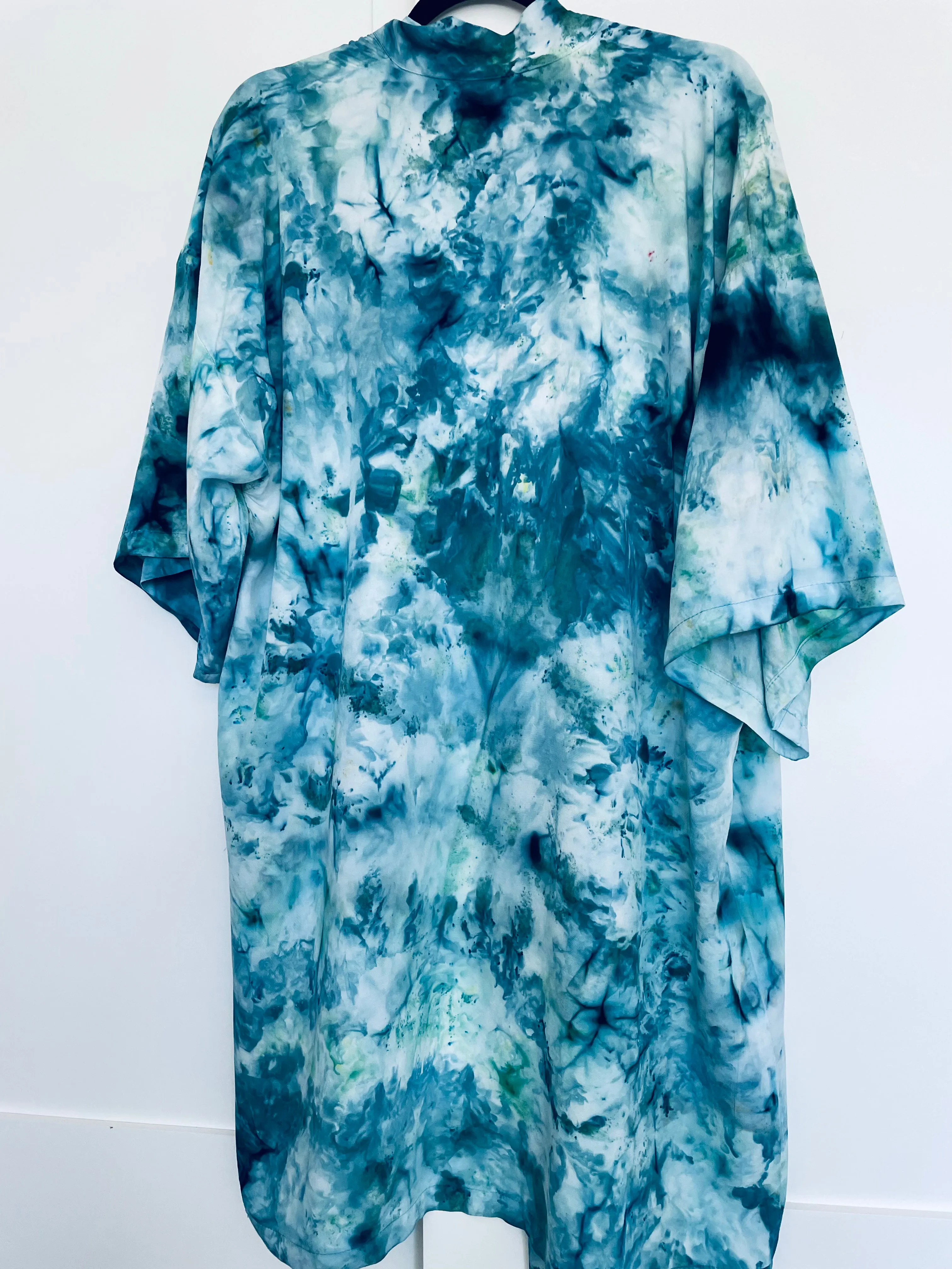 Water Tie Dye Short Robe